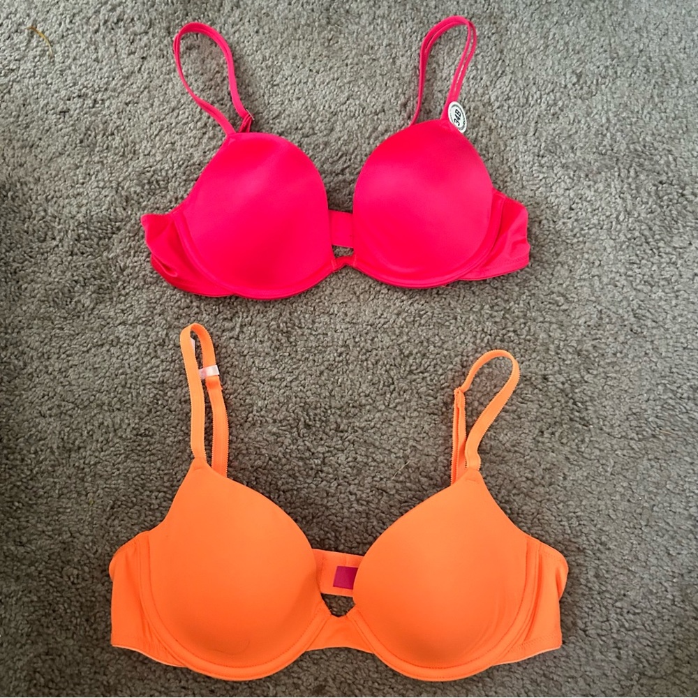 2 Pink Victoria secret bras